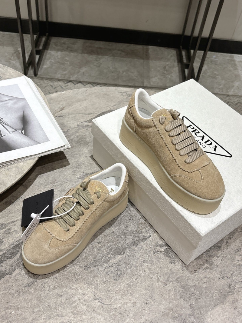 Pra*a sneakers